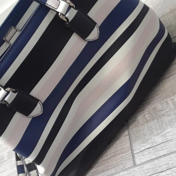 KATE SPADE..EVANGELIE LAUREL WAY..CRUISE STRIPE BAG - Picture 8 of 10